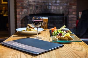 Main course and platter with drinks | hotel in Barrow in Furness